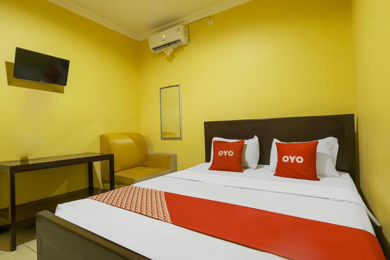 Oyo 92483 Hotel Kirana Salatiga Zewnętrze zdjęcie