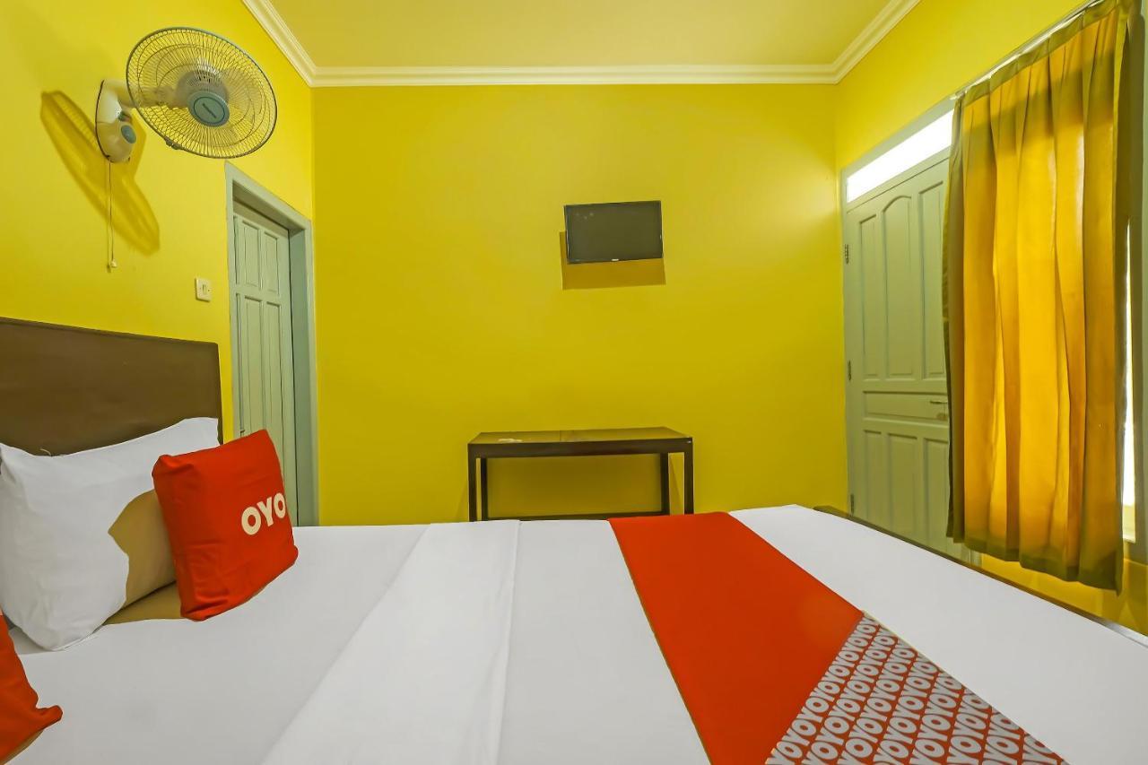Oyo 92483 Hotel Kirana Salatiga Zewnętrze zdjęcie